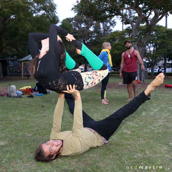 The Great Acro Exchange Part 6 – Brisbane: New Farm Park