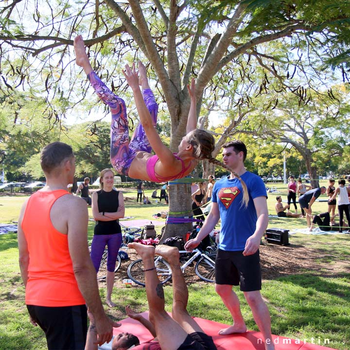 The Great Acro Exchange Part 6 – Brisbane: New Farm Park